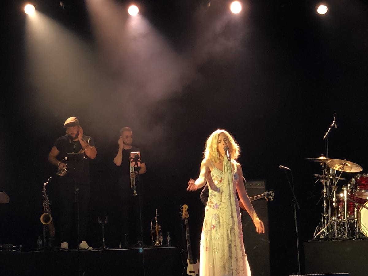 Joss Stone auf der Bühne beim Fantastival Dinslaken 2019
